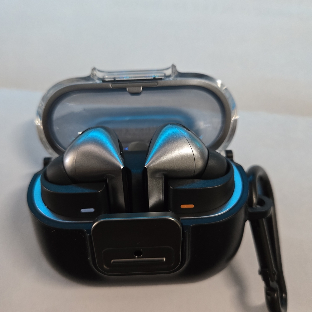 Samsung Galaxy Buds3 Pro (Wireless Earbuds with Charging Case)